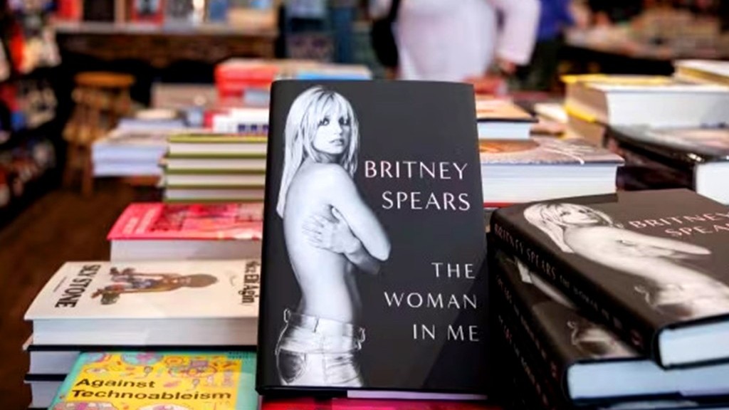 Công bố bản quyền tự truyện "Britney Spears - Người đàn bà trong tôi"