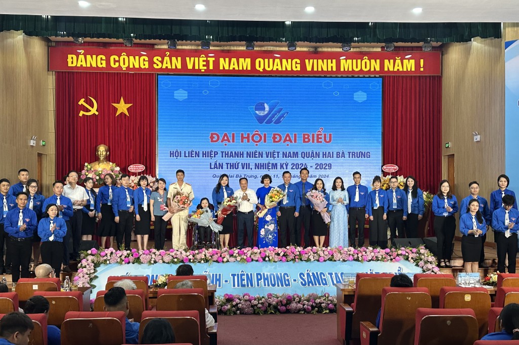 Ra mắt Ủy ban Hội LHTN Việt Nam quận Hai Bà Trưng 