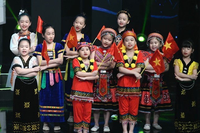 Tiết mục văn nghệ của thiếu nhi tại chương trình 