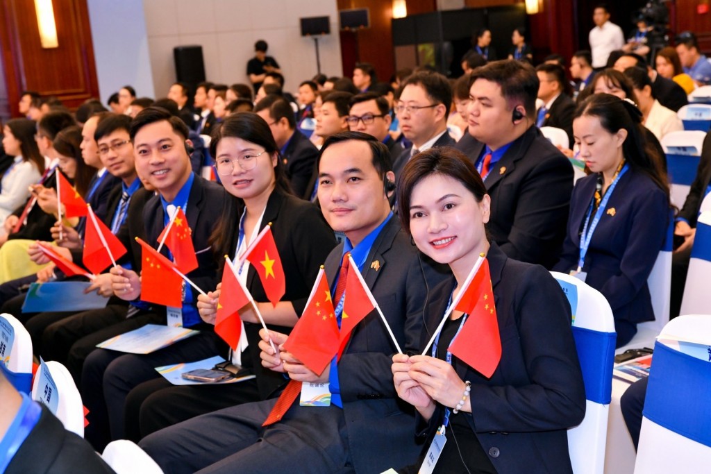 Thanh niên Việt - Trung: Vững vàng lý tưởng