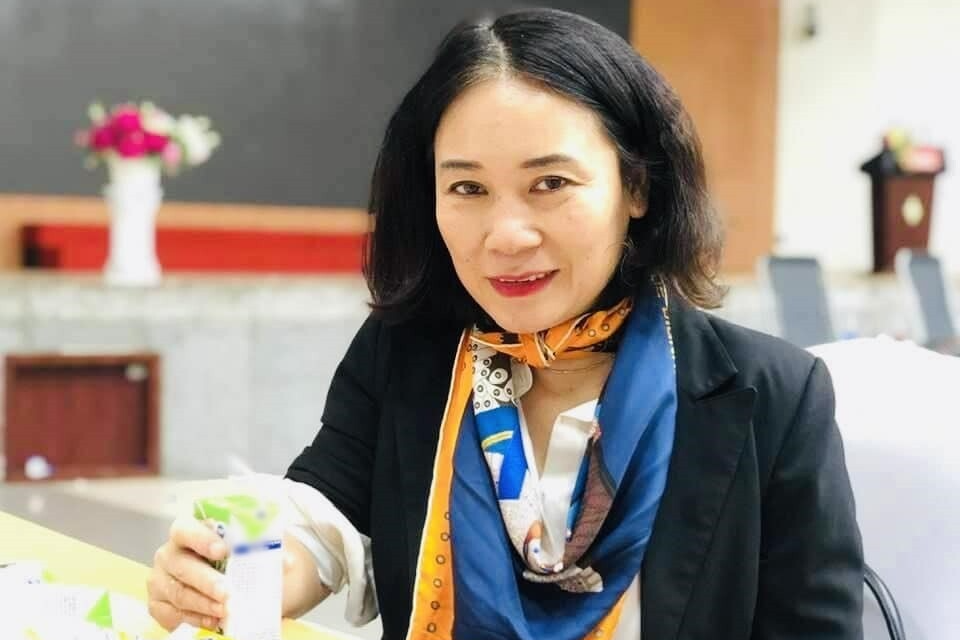 Nhà báo Tạ Bích Loan 