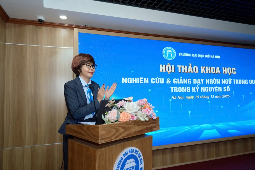 TS Nguyễn Minh Phương - Phó Hiệu trưởng Trường Đại học Mở Hà Nội phát biểu tại Hội thảo